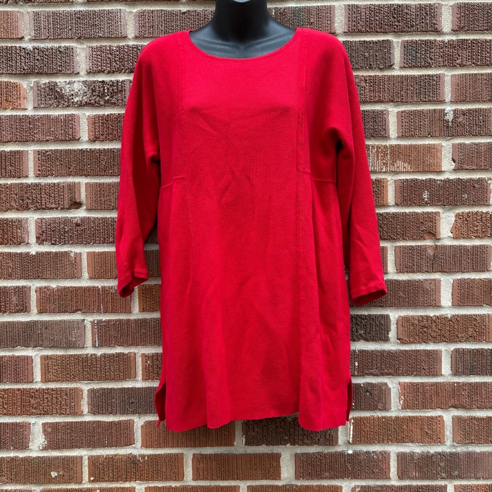 Chico’s Red Tunic Sweater Top 3/4 sleeves
Size 1 (M)
